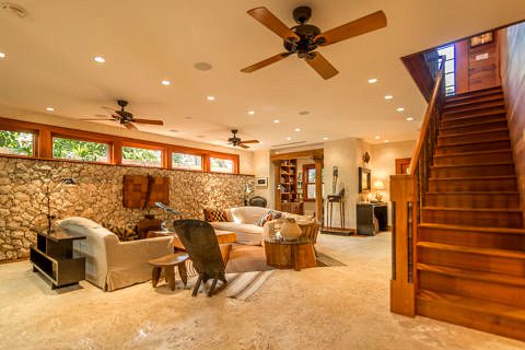 908 Fleming Street living room