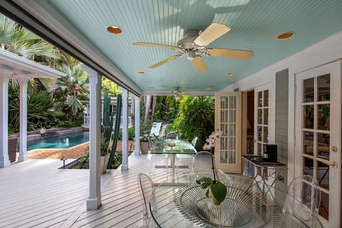 1716 Seminary St Al Fresco Dining