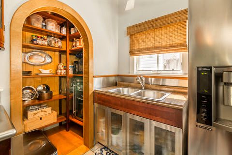 626 Margaret Kitchen Pantry