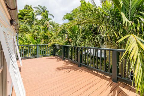 1011 South Street Sundeck Upstairs