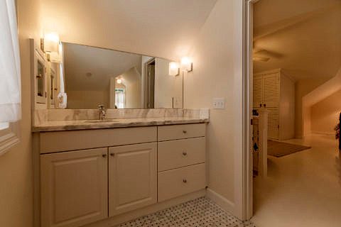 1011 South Street Master Bathroom
