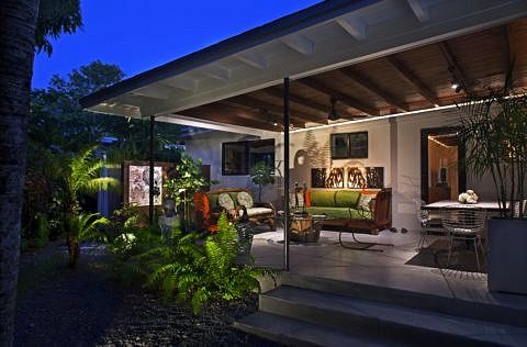 1517 Washington St Key West, Backyard at Night