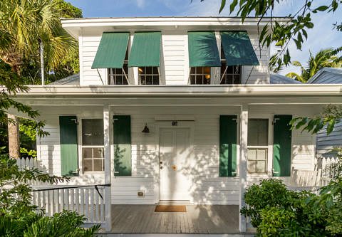 Front of House_607 Ashe St, Key West