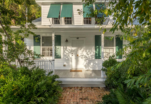 Front of House_607 Ashe St, Key West