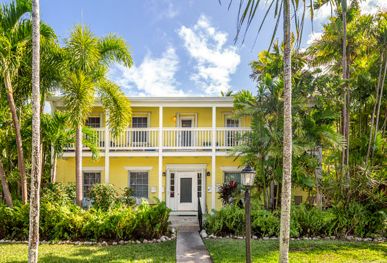 812 South St. #4, Key West_Front Yard View 2